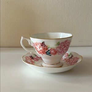 Royal Albert “gratitude” Floral Teacup and Saucer Set